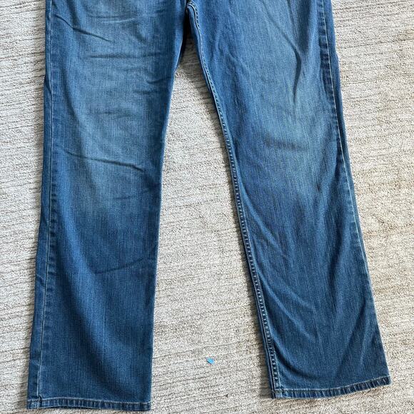 Carhartt Relaxed Fit Men's Jeans 40x32 Straight Blue Denim Five Pocket Work Pant - Picture 3 of 6